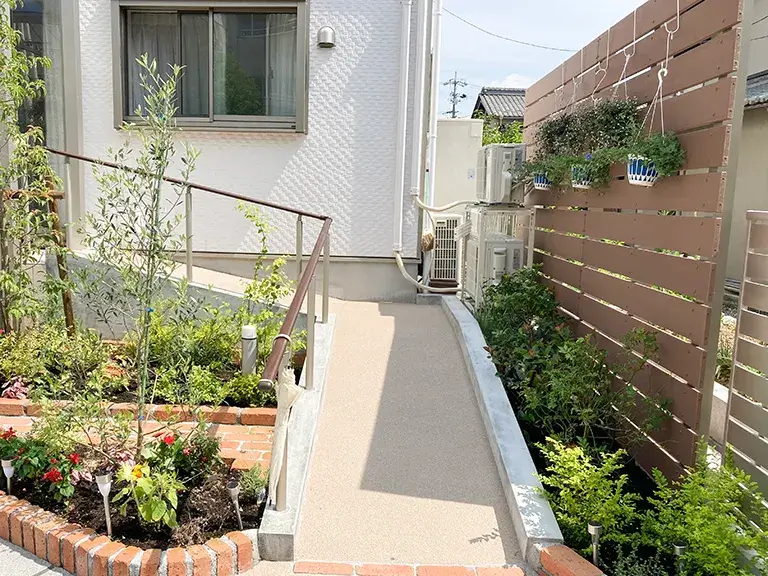 樹脂フェンス施工例
