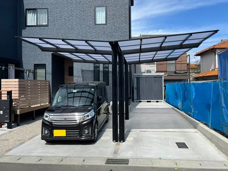 カーポート背中合わせ施工例