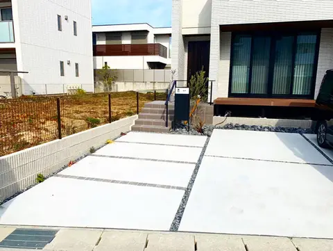 駐車場・土間・デッキ・テラスの施工事例