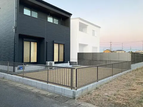 岐阜県のフェンス・目隠し・物置の施工事例